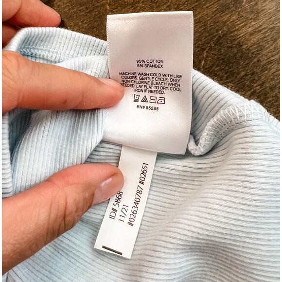 Express Women's XS Ribbed Ruffle‎ Sleeve Top Light Blue Cotton Spandex - Picture 4 of 8